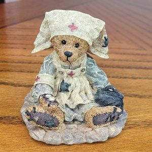 Boyds Bears Resin #2231 Clara "The Nurse"